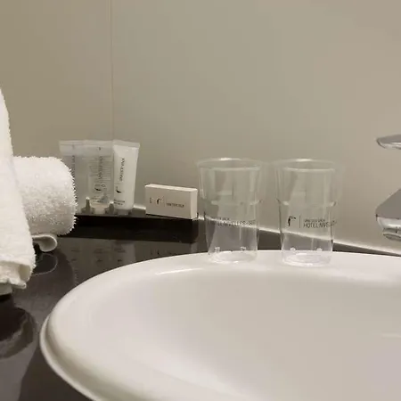 Отель Restaurant Der Valk Nivelles-sud