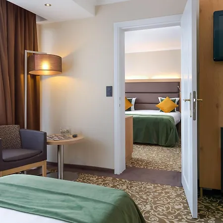 Restaurant Der Valk Nivelles-sud Отель 4*