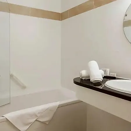 Restaurant Der Valk Nivelles-sud 4* 니벨