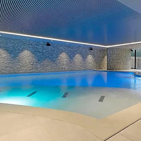 Hotel Restaurant Der Valk Nivelles-sud 4*