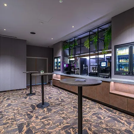 Restaurant Der Valk Nivelles-sud 4* Нивель