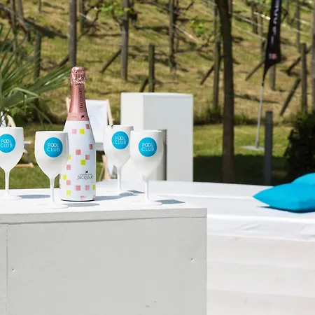 Отель Restaurant Der Valk Nivelles-sud 4*