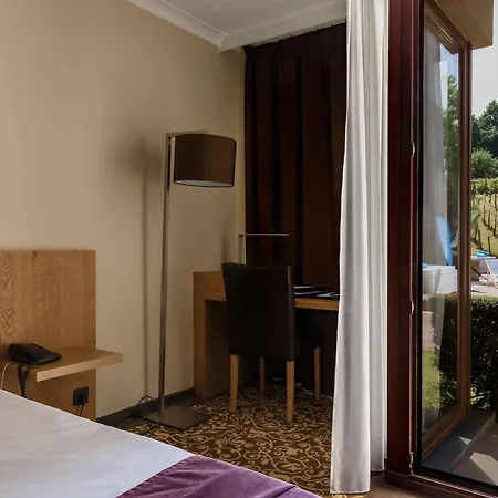 Restaurant Der Valk Nivelles-sud Отель Нивель