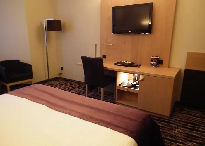 Hotel Restaurant Der Valk Nivelles-sud 4*